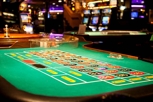 lautan slot platform interface showing sportsbook, live casino, and slot games