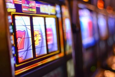 Live-casino: blackjack, roulette, baccarat Live-casino tables on lautan slot with real dealers